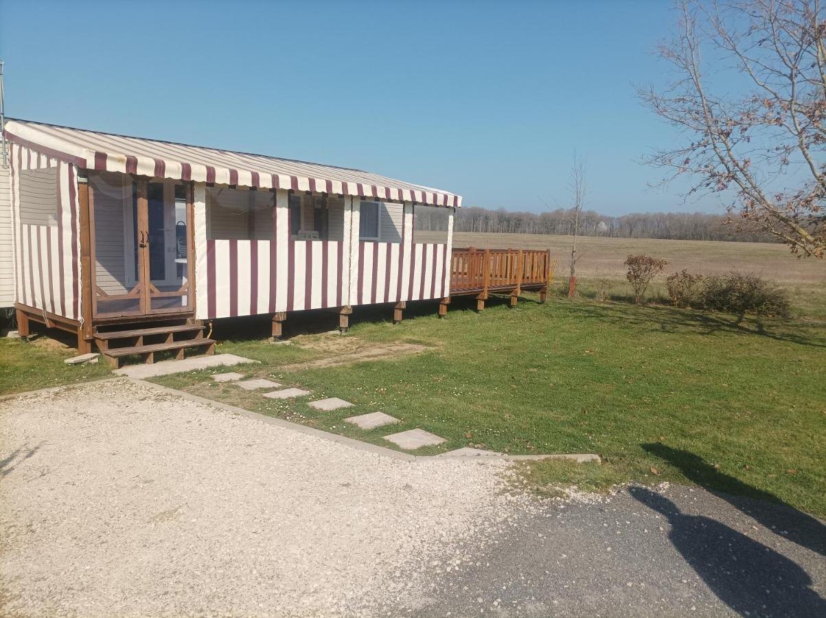 Mobil Home Le Galland De Dugny Онзан Екстериор снимка
